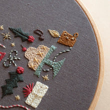 Load image into Gallery viewer, Festive Christmas Tree - PDF Pattern