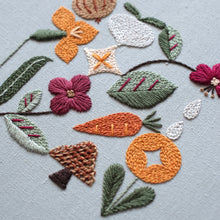 Load image into Gallery viewer, Spring Veggies Garden - PDF Pattern