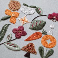 Load image into Gallery viewer, Spring Veggies Garden - PDF Pattern