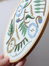Load image into Gallery viewer, Oval Spring Garden - PDF Pattern