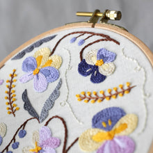 Load image into Gallery viewer, Pansy Garden - PDF Pattern