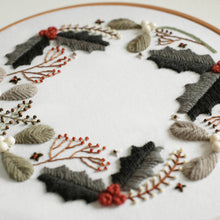 Load image into Gallery viewer, Xmas Wreath - PDF Pattern