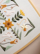 Load image into Gallery viewer, Spring Garden Gift - PDF Pattern

