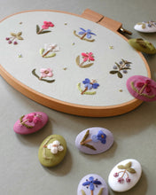 Load image into Gallery viewer, Wildflower Garden (Full Design + Brooch Version) - PDF Pattern

