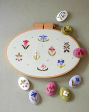 Load image into Gallery viewer, Wildflower Garden (Full Design + Brooch Version) - PDF Pattern
