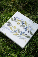 Load image into Gallery viewer, Bluebloom Garden - PDF Pattern
