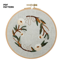 Load image into Gallery viewer, Classic Wreath - PDF Pattern
