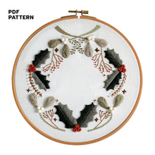 Load image into Gallery viewer, Xmas Wreath - PDF Pattern
